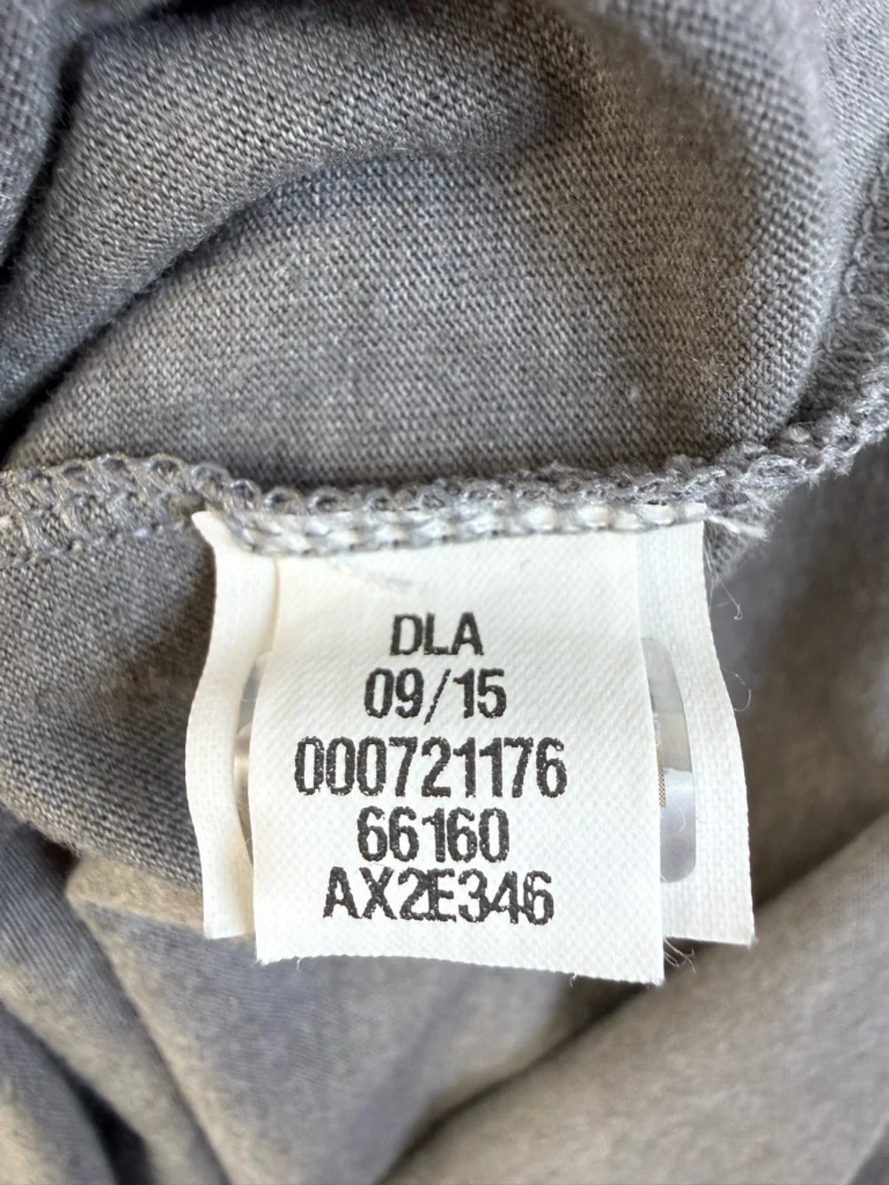The North Face Gray Long-Sleeve Crewneck Shirt with‎ Red Graphic